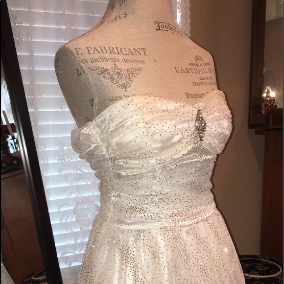 PROM SPEECHLESS 11 Jr. Satin& Tulle Dress 🍒Boned Bustier White & Gold Stunning - Picture 11 of 16